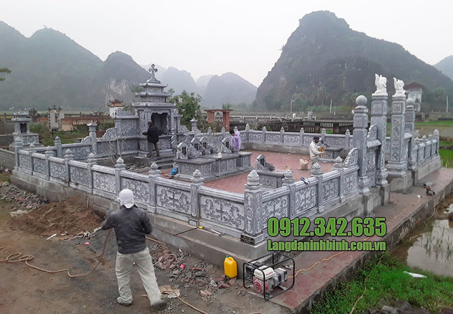 Lăng mộ đá gia đình