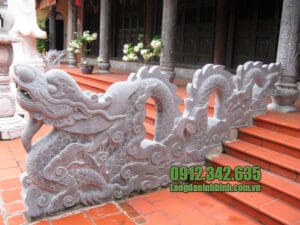 Tượng rồng đá bậc thềm Ninh Bình bằng đá xanh tự nhiên nguyên khối