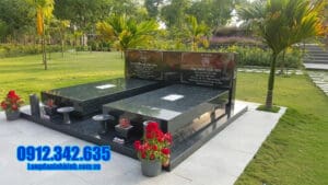 Mộ đá granite nguyên khối