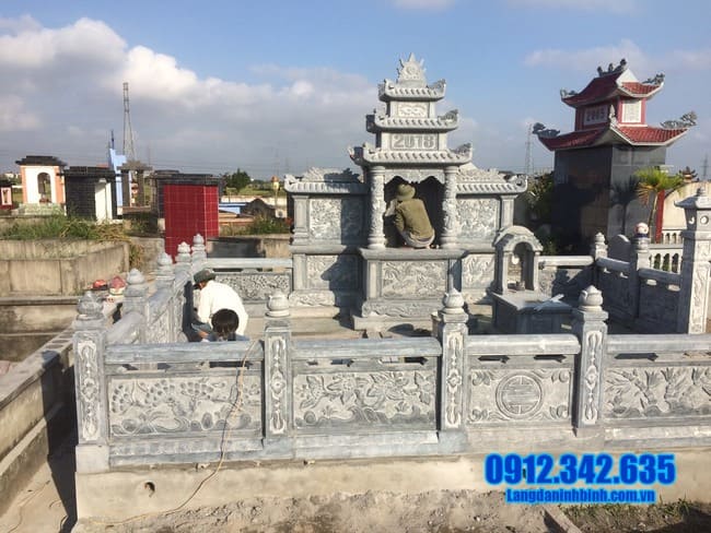 mẫu khu lăng mộ đá tại Quảng Bình