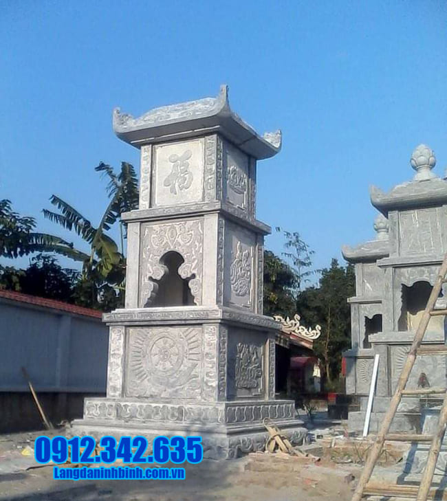 mẫu mộ đá hình tháp tại Quảng Nam đẹp
