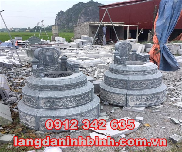 Mẫu mộ hình tròn đẹp bằng đá tự nhiên nguyên khối T35, Mẫu mộ hình tròn đẹp bằng đá tự nhiên T35, Top 7 mẫu mộ hình tròn đẹp bằng đá tự nhiên nguyên khối, mẫu mộ đá tròn đẹp, Mộ đá tròn, giá mộ đá tròn, Mẫu mộ đá tròn, mẫu mộ tròn xây gạch, mộ hình tròn, mẫu mộ hình tròn bằng đá, mộ tròn phong thủy, mẫu mộ tròn phong thủy bằng đá, xây mộ hình tròn đẹp, Mộ tròn đá, mẫu mộ tròn bằng đá, kích thước phong thủy mộ tròn, mẫu mộ tròn đá, mẫu mộ tròn đá giá rẻ, mộ tròn đá đẹp, mẫu mộ tròn đá đẹp, mẫu mộ tròn đẹp nhất kích thước lỗ ban phong thủy, lăng mộ đá tròn, Mộ đá tròn đẹp, mộ đá hình tròn đẹp, Xây mộ tròn đá đẹp kích thước chuẩn phong thủy, kích thước xây mộ tròn đẹp, Mộ tròn, mẫu mộ tròn, mẫu mộ hình tròn bằng đá đẹp