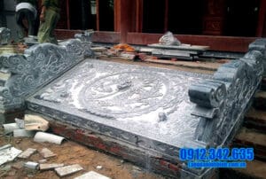 mẫu chiếu rồng bằng đá