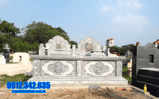 mộ đôi đá mỹ nghệ tại Bình Thuận