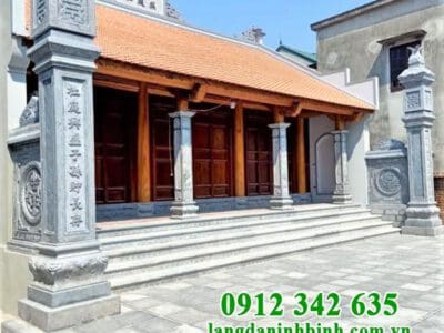 Ý nghĩa của cột đá nhà thờ họ