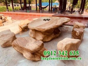 Mẫu bàn ghế đá sân vườn