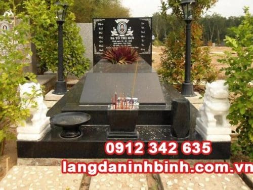 Mẫu mộ đá hoa cương nguyên khối đẹp